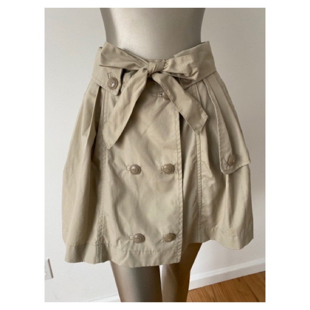 H&M trench coat style skirt with pockets